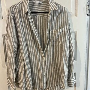 Old navy button down top